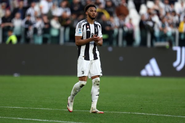 意媒：尤文后场球员凯利因左大腿屈肌负伤  被换下，将接受进一步检查