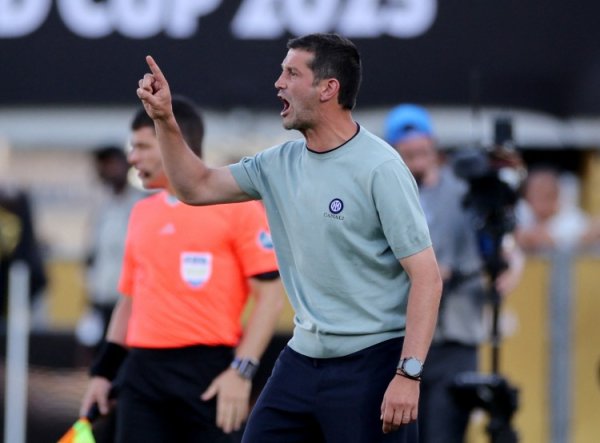 科斯塔库塔：齐沃为执教国米做好了准备，可能会是一个非凡的赛季