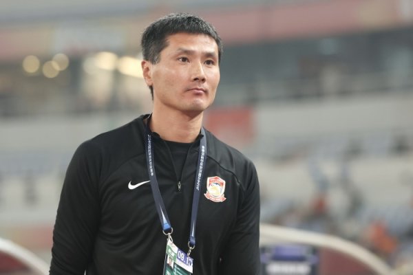 邵佳一：双方各踢半场好球结果公正  ，上半场进入竞技状态  太慢不满意