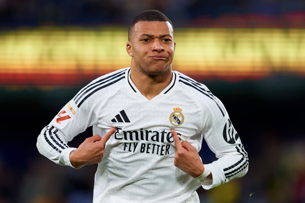 马卡：皇马预计在几个小时内更新球员号码，姆巴佩将接过10号战袍