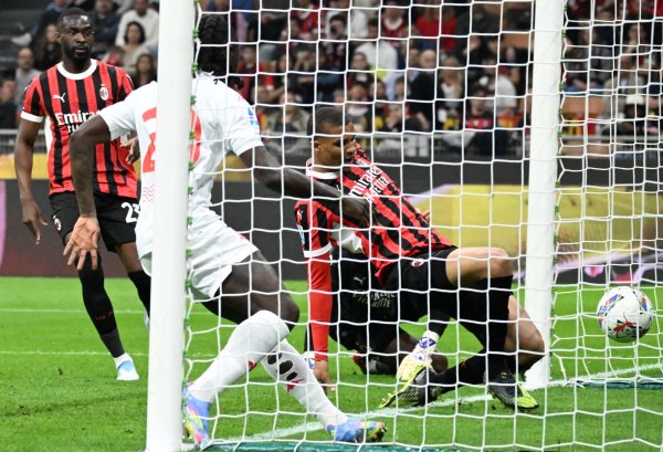 罗马诺:纽卡斯尔准备与AC米兰接洽,尝试引进佳夫