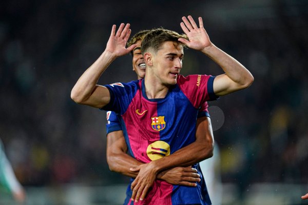 记者：加维今日练习  出现一点小状况，将在今天或明天接受检查