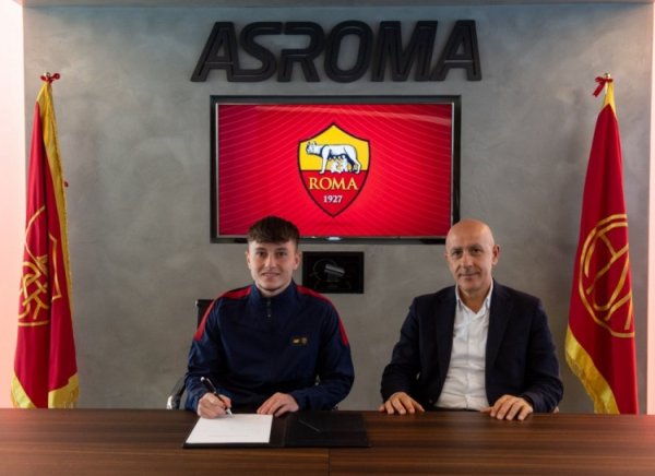 迪马：前罗马青训球员克劳迪奥-卡萨诺重返欧洲，将加盟卢加诺