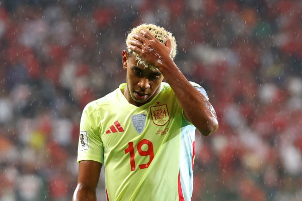 跟队：亚马尔缺席巴萨今日练习  ，几乎不可能出战纽卡