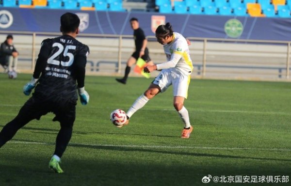 今天下午进行了一场教学赛,北京国安2-1击败天津津门虎